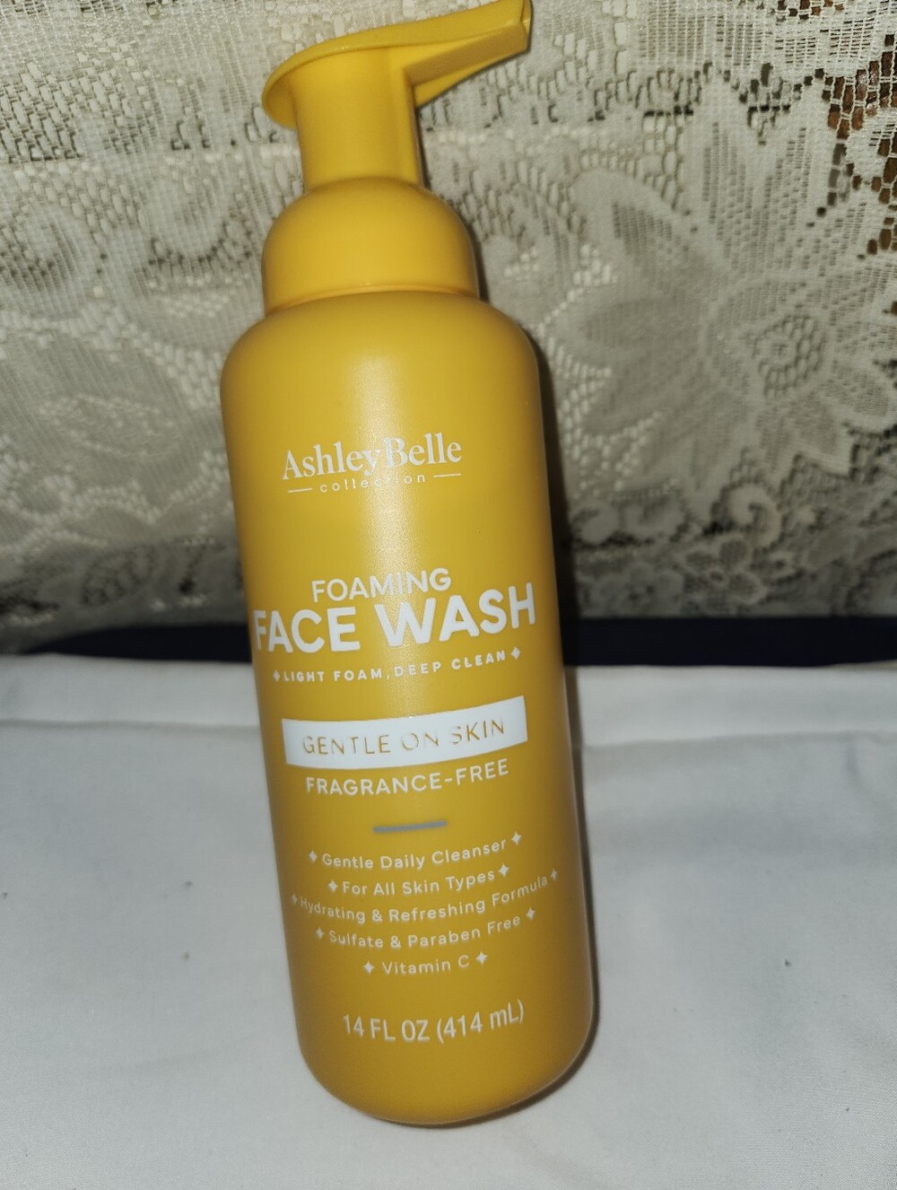 ASHLEY BELLE FOAMING FACE WASH